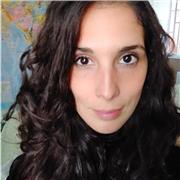 Instructora de yoga integral y meditación consciente para adultos y niños